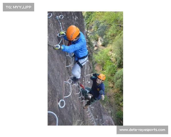 西藏攀岩爱好者组建民间探险队挑战高海拔传统攀登路线突破极限