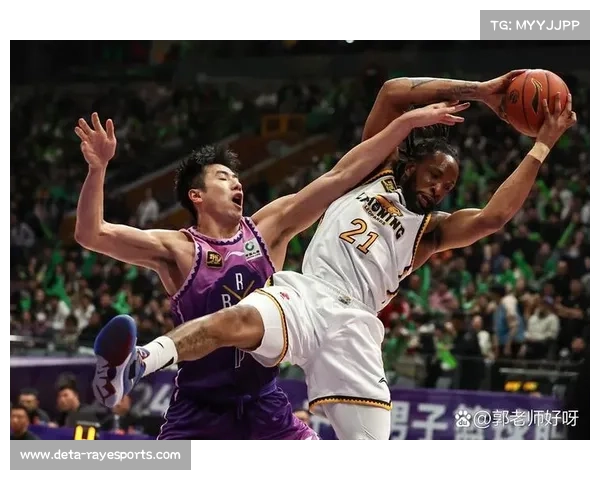 辽宁男篮外援行程波折，杰隆布朗因机场罢工延误抵达